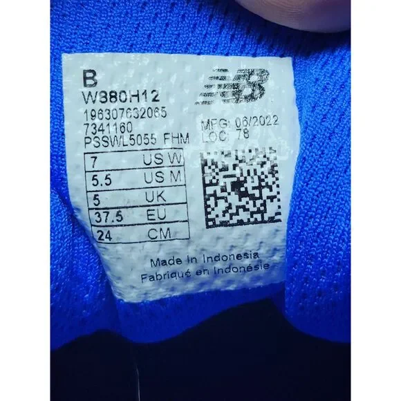 New Balance Fresh Foam 880v12 Women's Blue Lace Up Athletic Size 7 - Picture 9 of 15